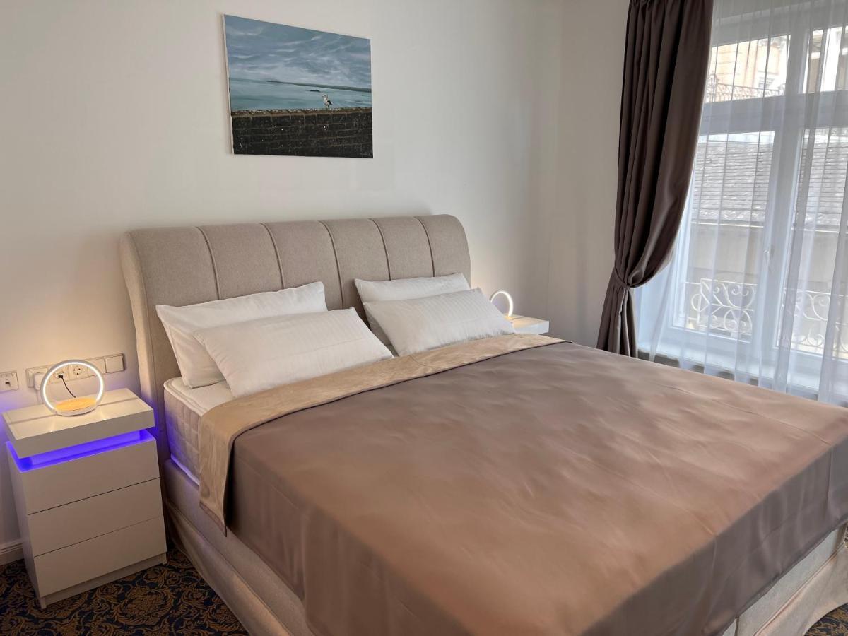 Art Hotel House One Баден-Баден Екстериор снимка
