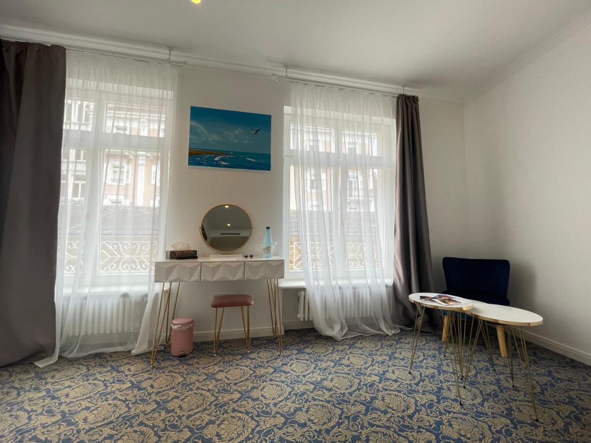 Art Hotel House One Баден-Баден Екстериор снимка
