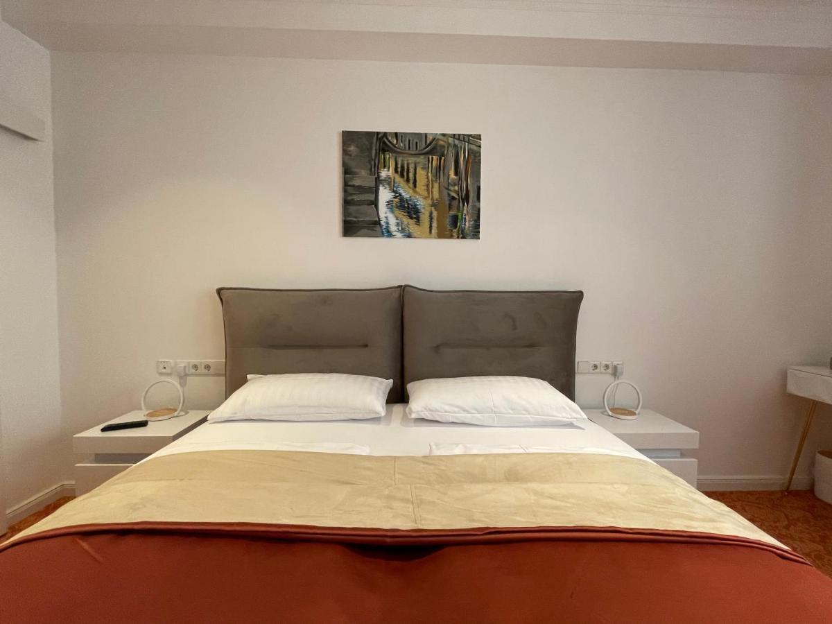 Art Hotel House One Баден-Баден Екстериор снимка