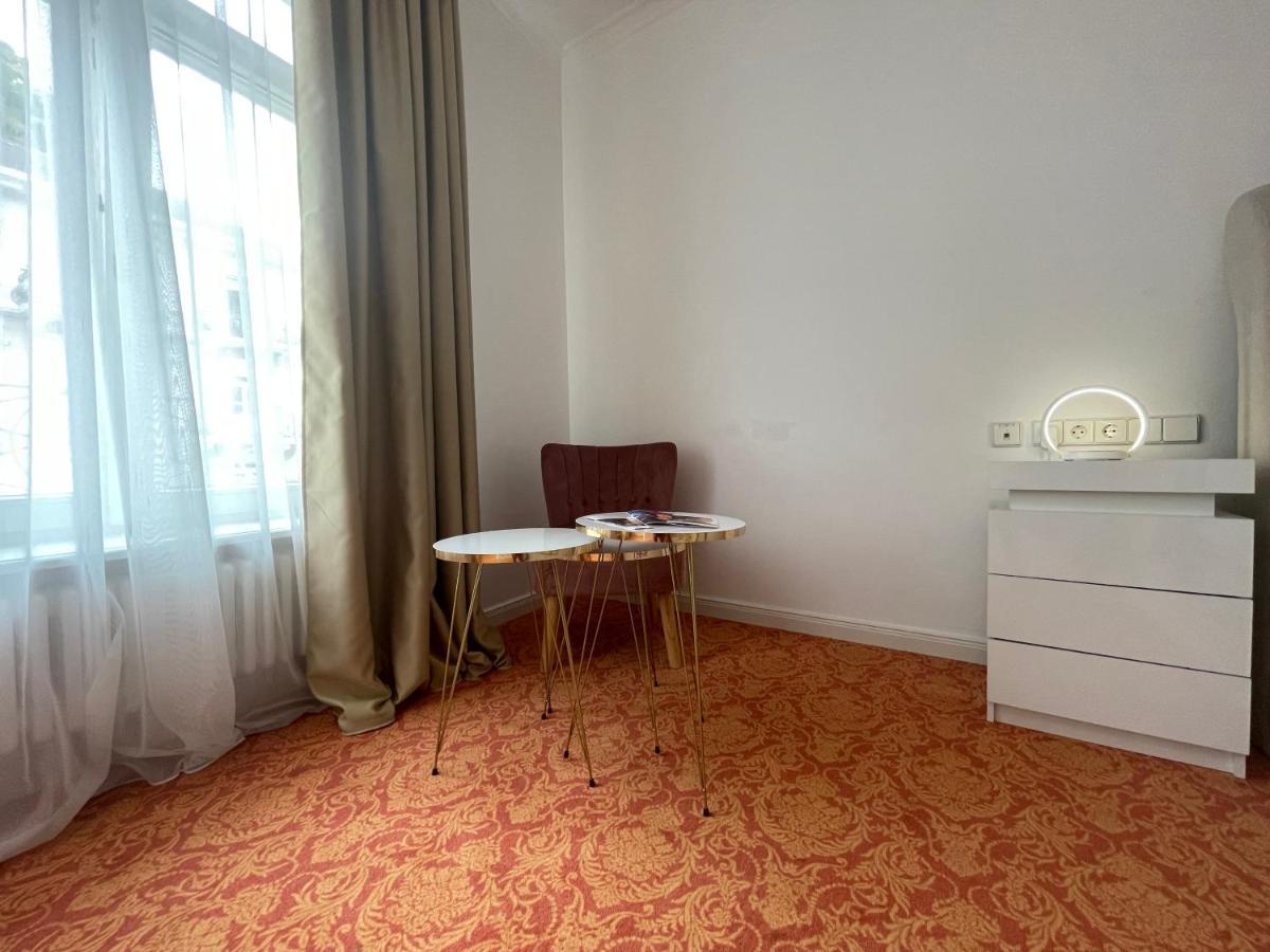 Art Hotel House One Баден-Баден Екстериор снимка