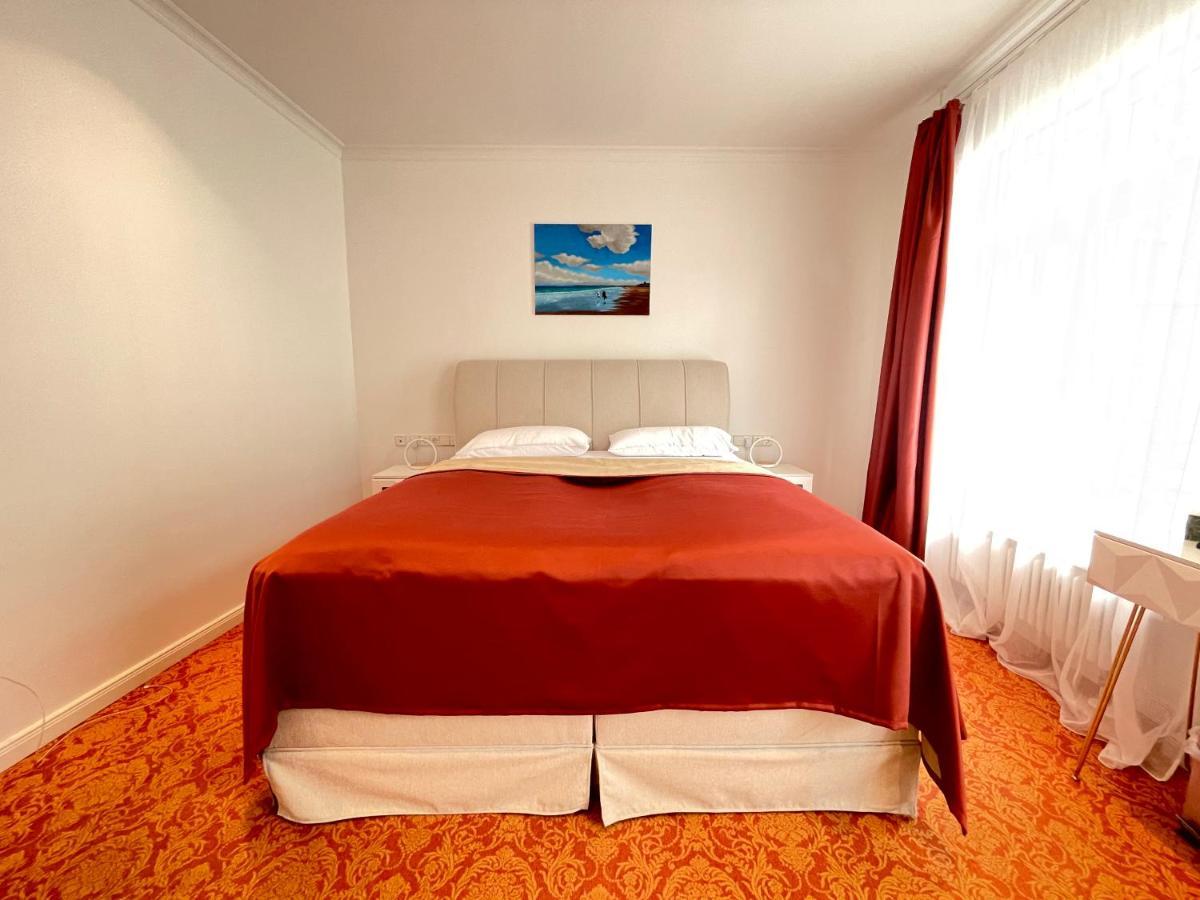 Art Hotel House One Баден-Баден Екстериор снимка