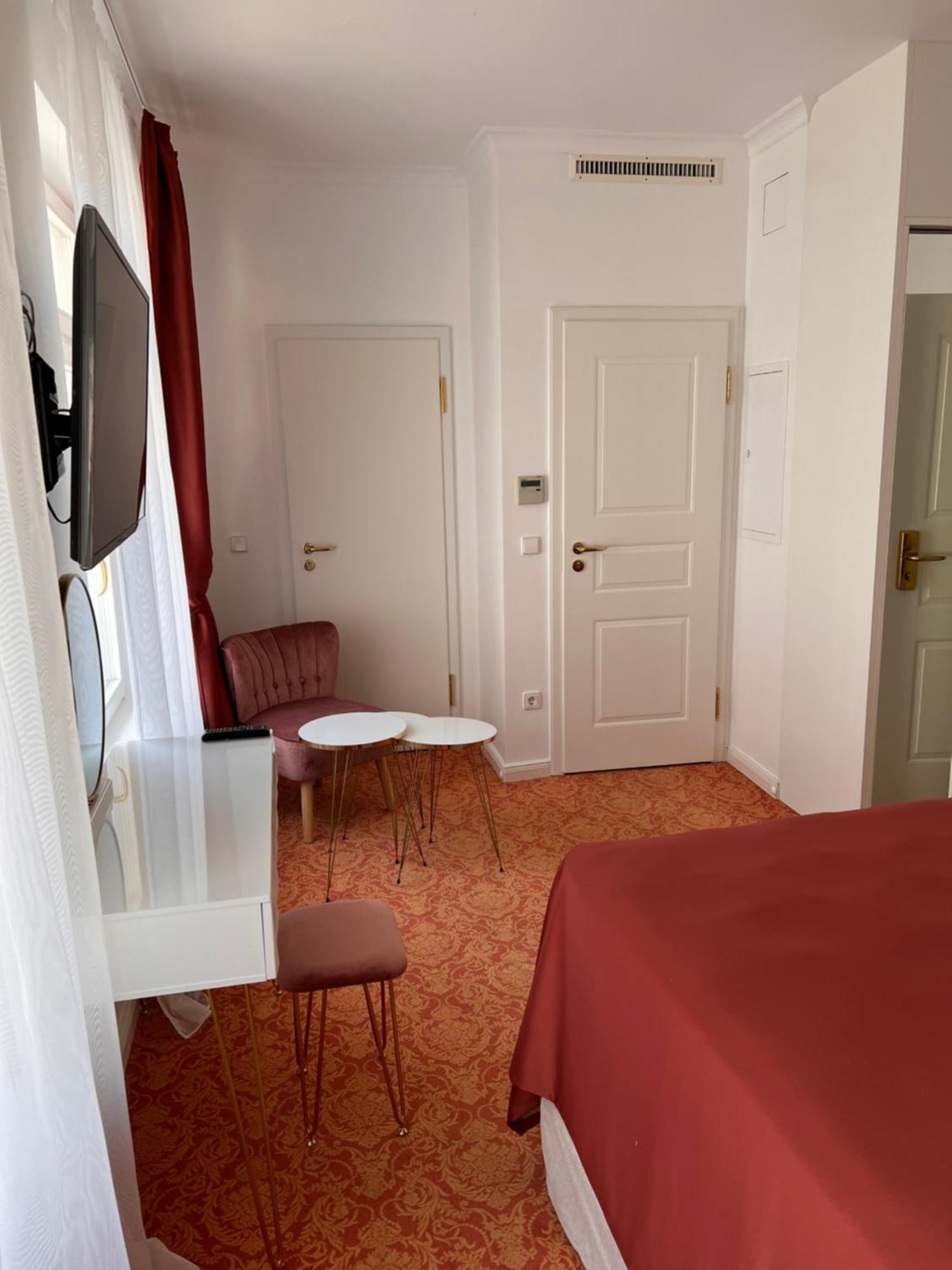 Art Hotel House One Баден-Баден Стая снимка
